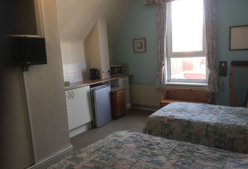 استودیوی لوکس, Cumbria Guest House