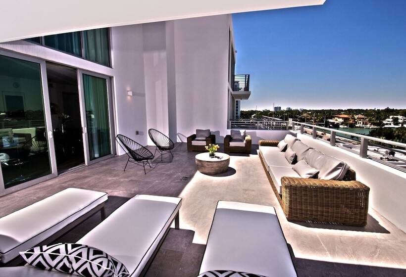 Suite with Terrace, 6080 Design Hotel By Eskape Collection