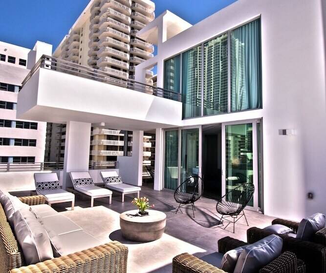 Suite with Terrace, 6080 Design Hotel By Eskape Collection
