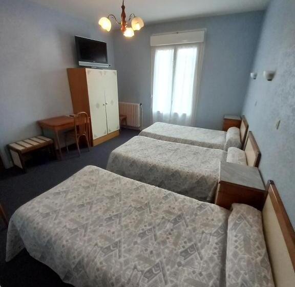 اتاق استاندارد سه نفره, Hôtel Hélios