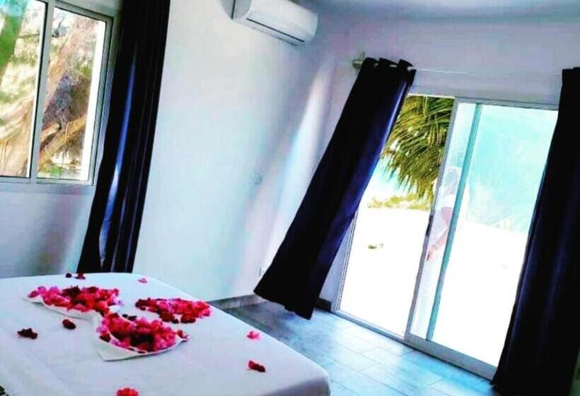 اتاق سوپریور با چشم‌انداز دریا, Sipano Beach Lodge Kiwengwa