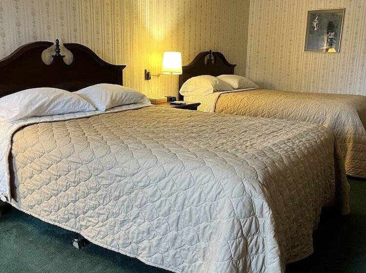 اتاق استاندارد, Sara Placid Inn & Suites