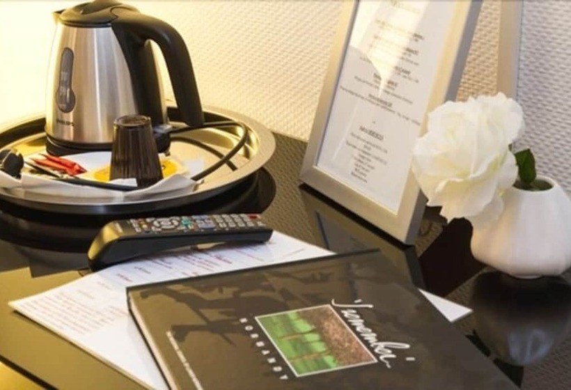 اتاق استاندارد چهار تخته, L Ideal Le Mountbatten