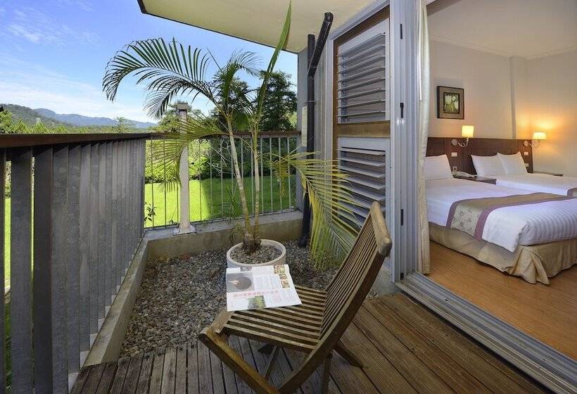 اتاق استاندارد چهار تخته, Sun Moon Lake Teachers' Hostel