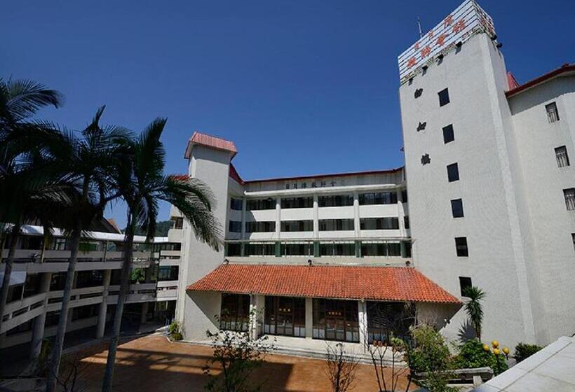 اتاق استاندارد با چشم‌انداز کوهستان, Sun Moon Lake Teachers' Hostel
