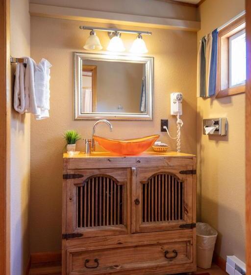 اتاق استاندارد با تخت بزرگ, Ouray Inn