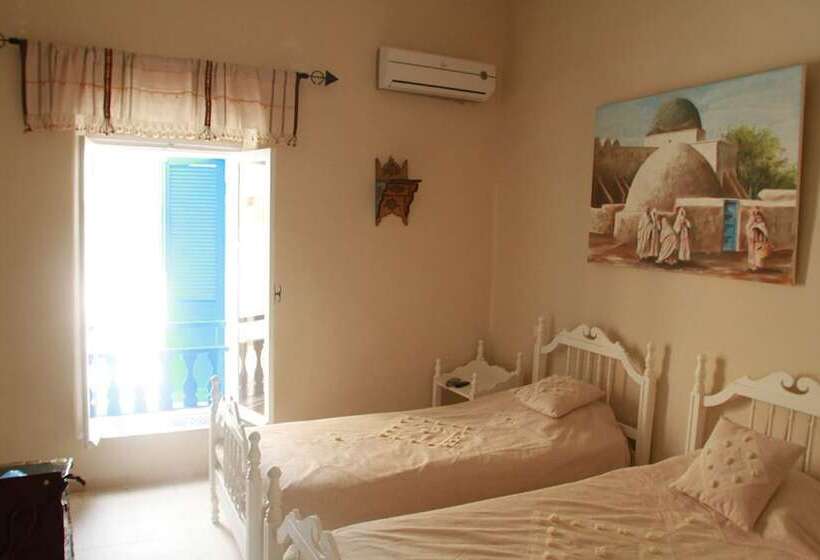 اتاق استاندارد, Dar Lola