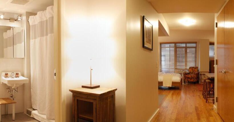 استودیوی لوکس, Sanctuary Nyc Retreats