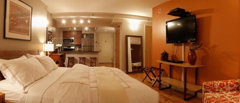 سوئیت با تخت بزرگ, Sanctuary Nyc Retreats