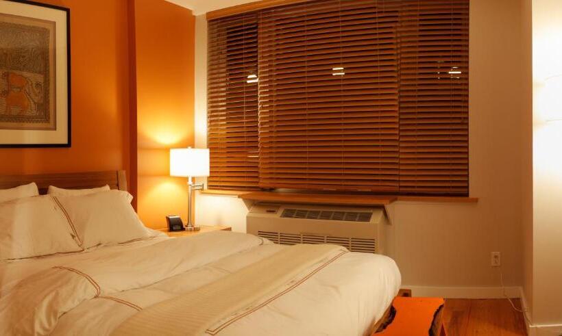 سوئیت با تخت بزرگ, Sanctuary Nyc Retreats