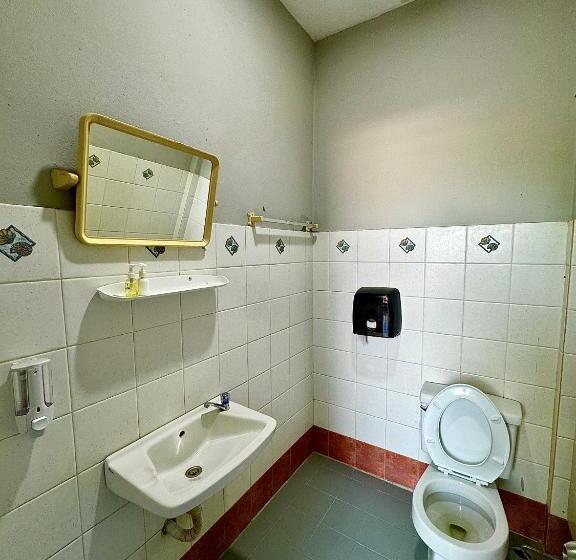 חדר סטנדרט, Eclipse Hostel And Bar
