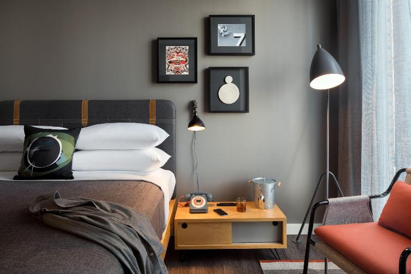 اتاق استاندارد برای معلولان, Moxy San Diego Gaslamp Quarter