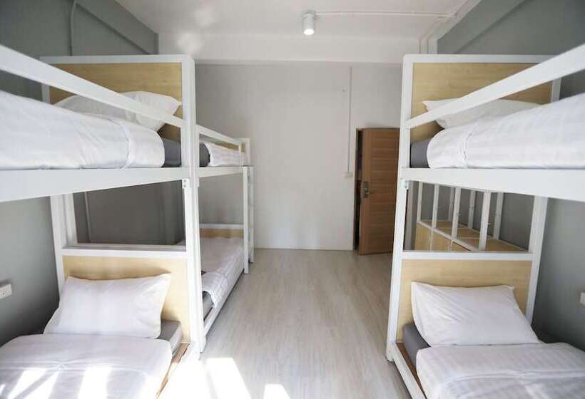 تختخواب در اتاق مشترک, Local Time Bangkok   Hostel