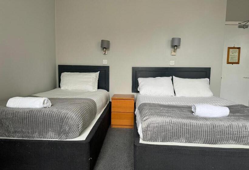 اتاق استاندارد سه نفره, Citi Hotel Aberdeen