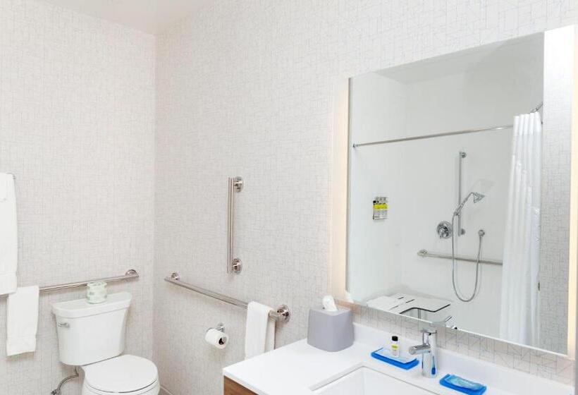سوئیت برای معلولان, Holiday Inn Express & Suites   Gilbert   East Mesa, An Ihg