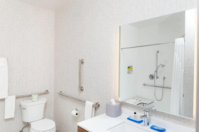 اتاق استاندارد برای معلولان, Holiday Inn Express & Suites   Gilbert   East Mesa, An Ihg