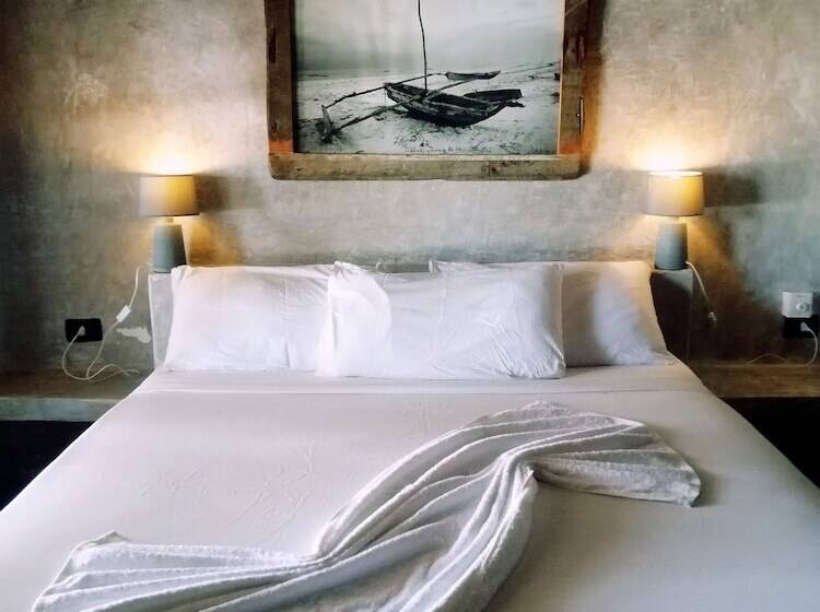 اتاق استاندارد با چشم‌انداز دریا, White Dream Lodge & Restaurant