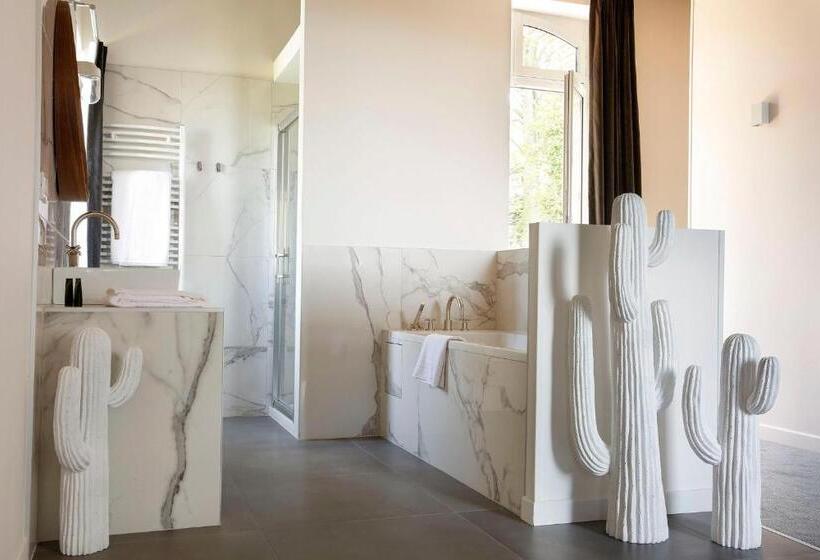 اتاق استاندارد با چشم‌انداز دریا, Le Manoir De La Plage / Adults Only