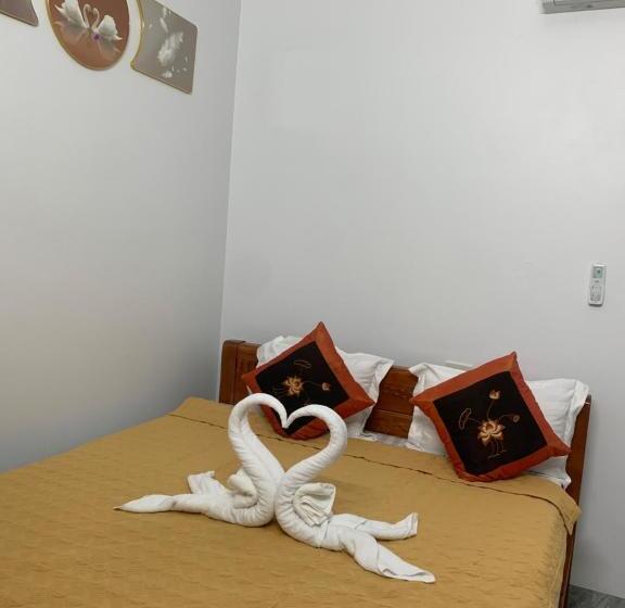 اتاق استاندارد چهارنفره با چشمانداز باغ, Tam Coc White Swan Homestay
