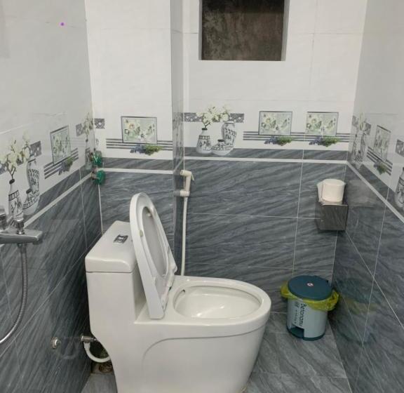 Economy Quadruple Room, Tam Coc White Swan Homestay
