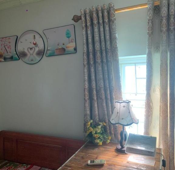 Economy Triple Room, Tam Coc White Swan Homestay