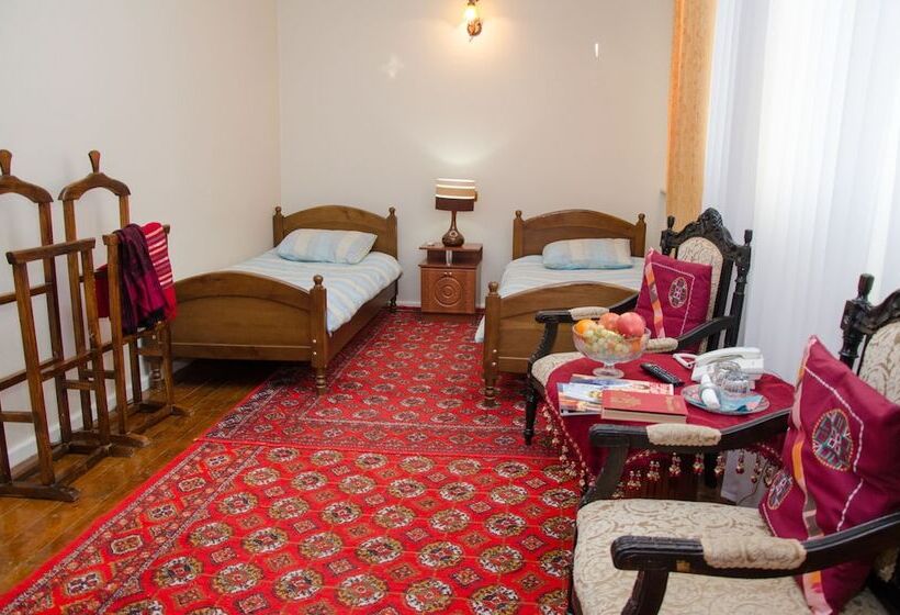 اتاق استاندارد, Jipek Joli Inn