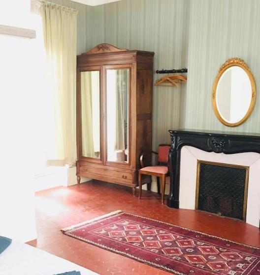 اتاق استاندارد با تراس, Les Chambres Des Barques