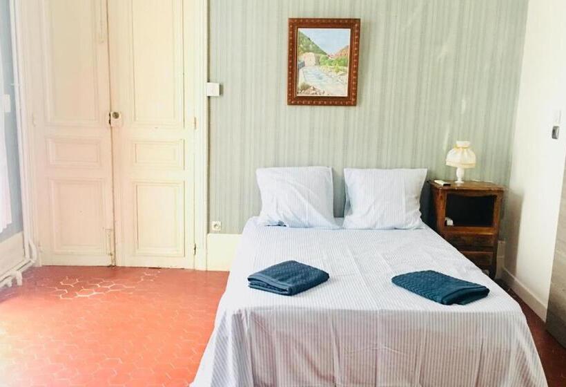 اتاق استاندارد با تراس, Les Chambres Des Barques