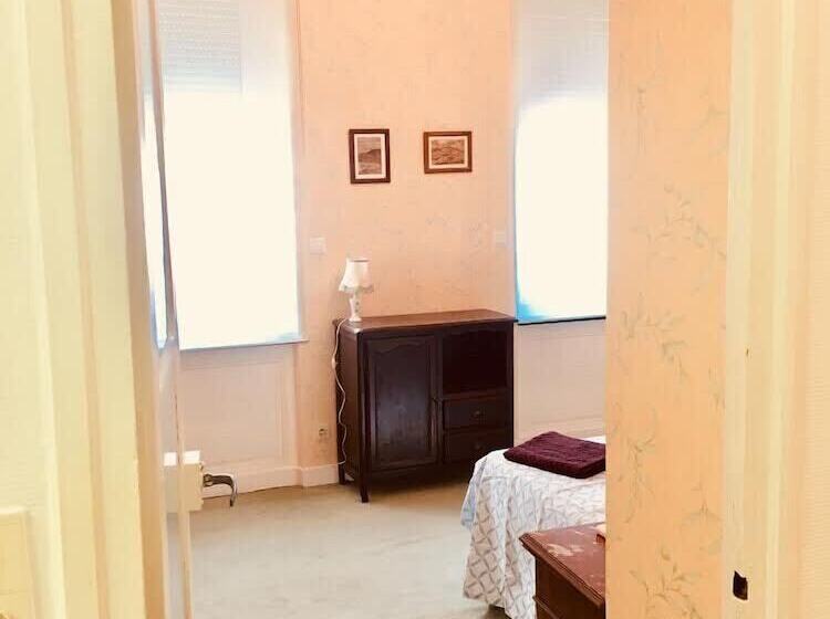 اتاق استاندارد, Les Chambres Des Barques