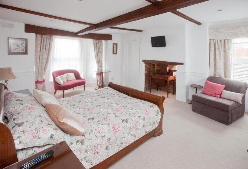 اتاق استاندارد, The Old House Guest House