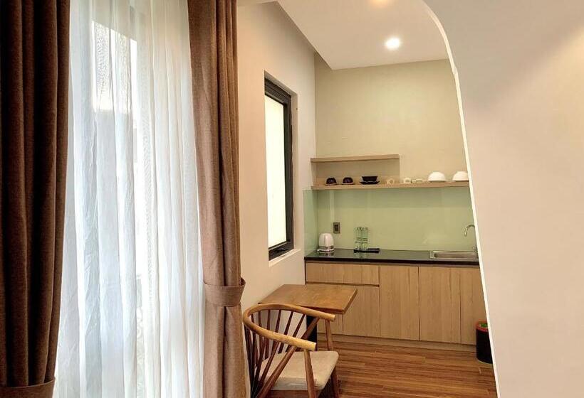 استودیو استاندارد با بالکن, Soleil Hostel