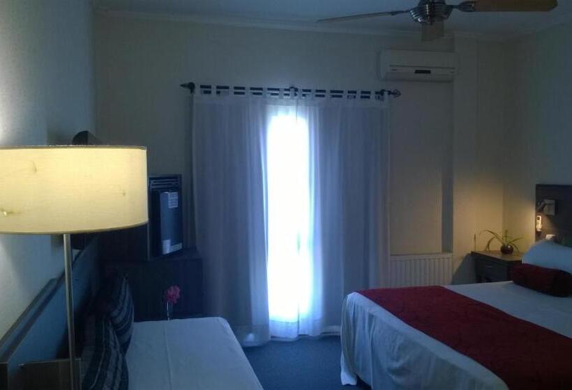 اتاق کلاسیک سه تخته, Casa Celeste