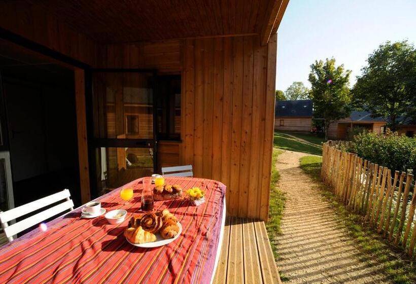 کلبه ییلاقی, Ulvf Le Domaine De Pelvezy