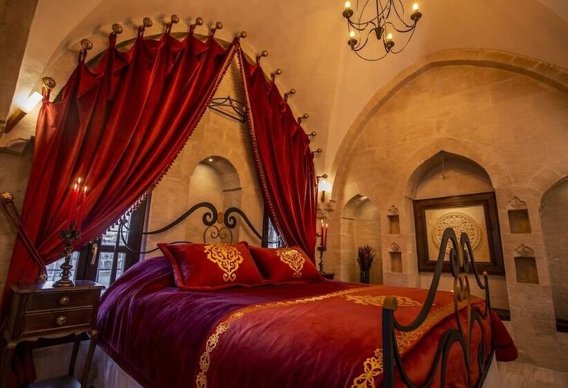 اتاق سوپریور, Selçuklu Konağı