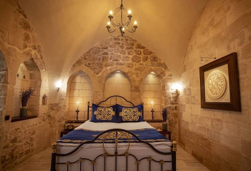 اتاق لوکس, Selçuklu Konağı