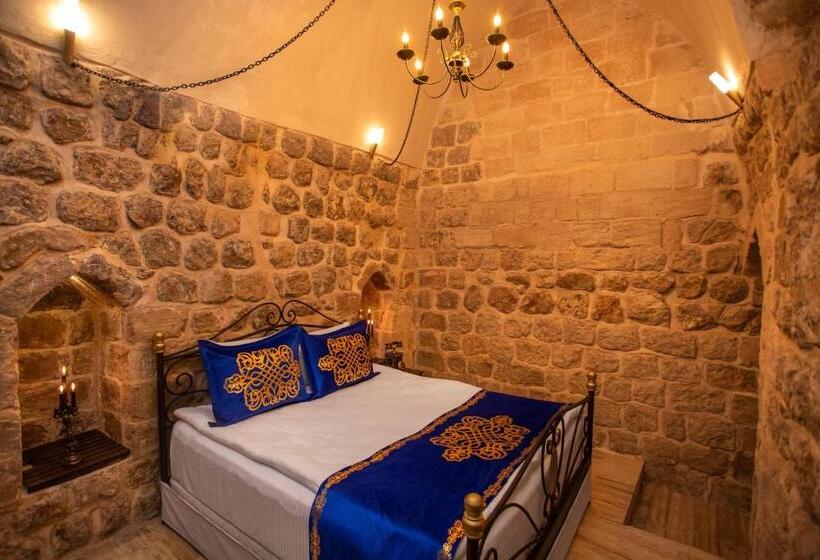 اتاق لوکس, Selçuklu Konağı