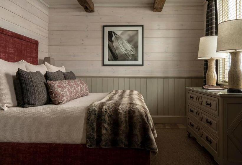 سوئیت با تخت بزرگ, Eleven Scarp Ridge Lodge