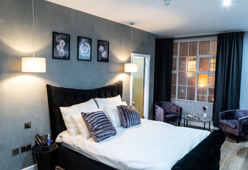 اتاق اجرایی, Villare Leicester City Centre