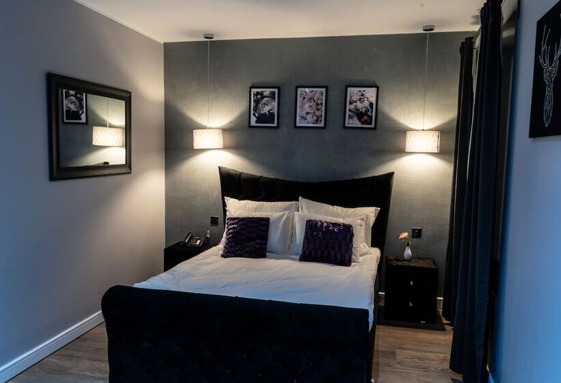 اتاق اجرایی, Villare Leicester City Centre