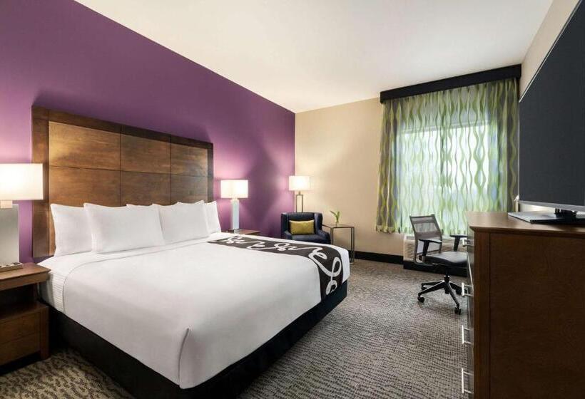 اتاق دلوکس مخصوص معلولین, La Quinta Inn & Suites By Wyndham Burlington