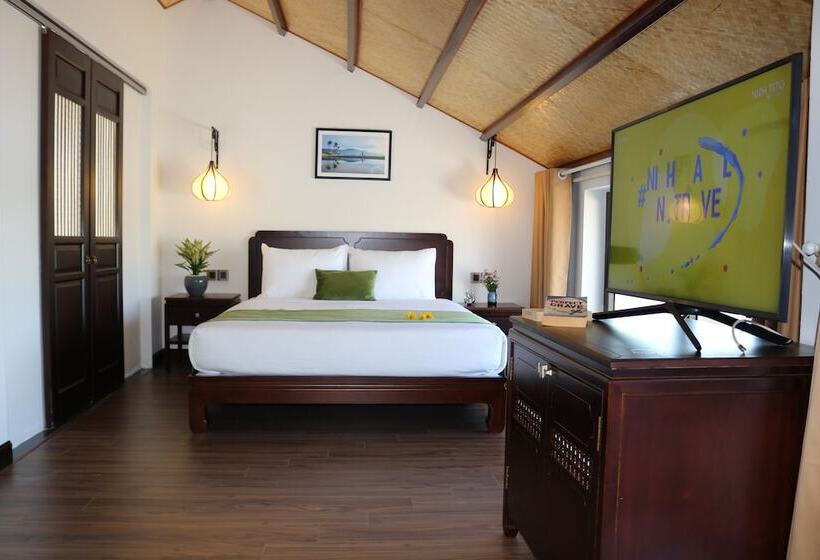 اتاق لوکس, Roxana River Villa