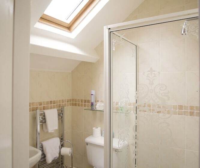 اتاق استاندارد با تخت بزرگ, Dene House Guest House