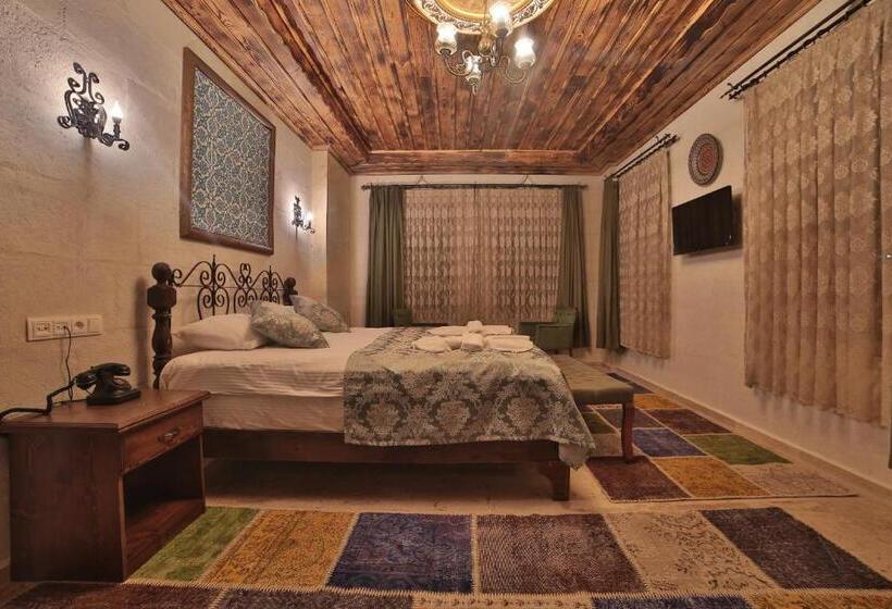 اتاق لوکس با تخت بزرگ, Caravanserai Inn