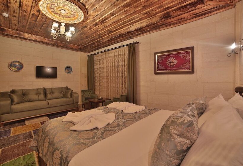 Comfort room with view, Caravanserai Inn