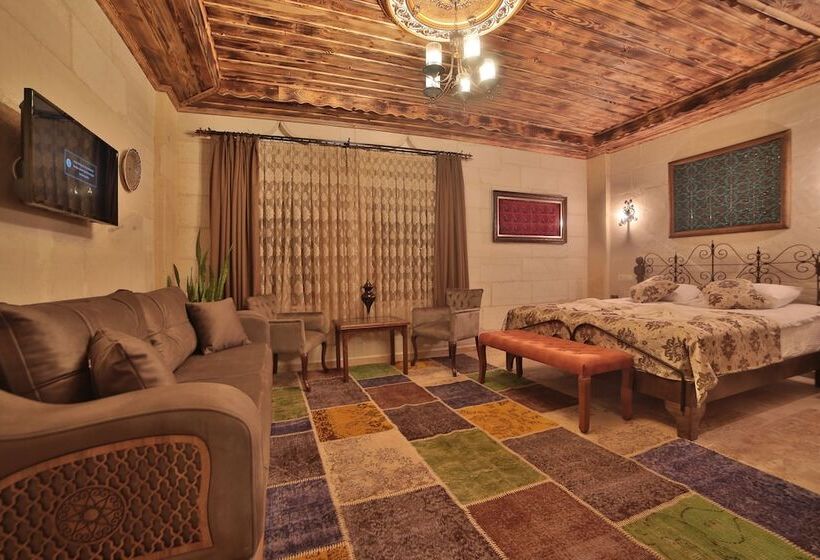 Comfort room with view, Caravanserai Inn
