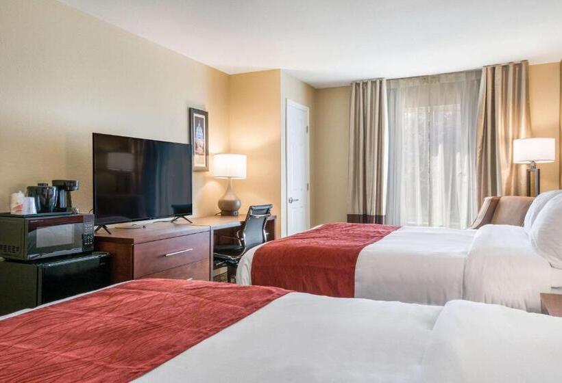 اتاق استاندارد برای معلولان, Comfort Inn & Suites Harrisburg  Hershey West