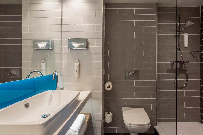 اتاق استاندارد, Holiday Inn Express   Barrow In Furness & South Lakes, An Ihg