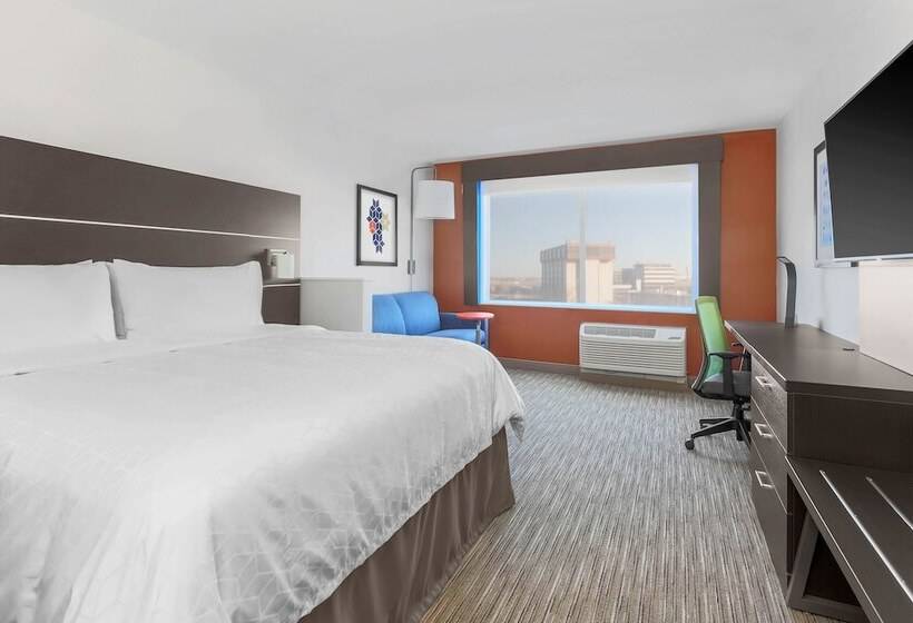 سوییت, Holiday Inn Express & Suites Chicago O Hare Airport, An Ihg