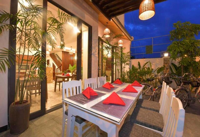 اتاق لوکس, Saclo Villa And Hostel