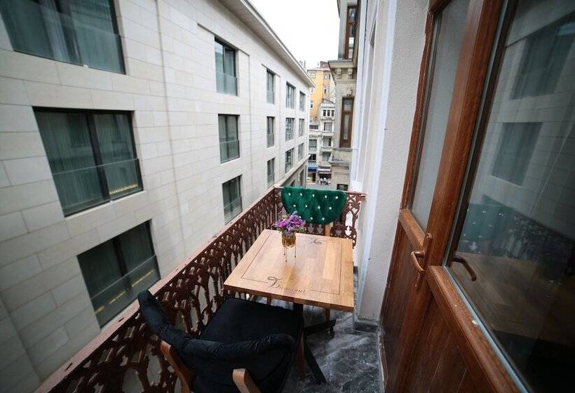 اتاق استاندارد سه نفره, Taksim Diamond